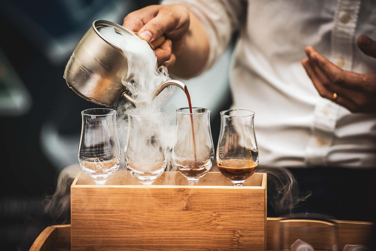 Koffie inschenken